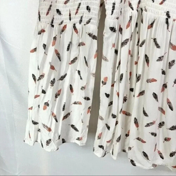 Torrid White Feather Print Challis Cold Shoulder Long Sleeve Top 1 - Picture 4 of 6